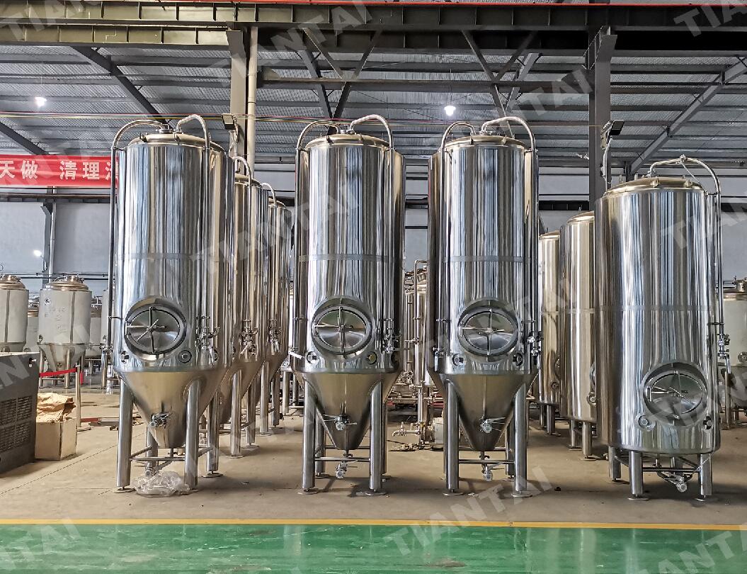 Why fermenter design is dished head, cylindrical body and conical bottom?